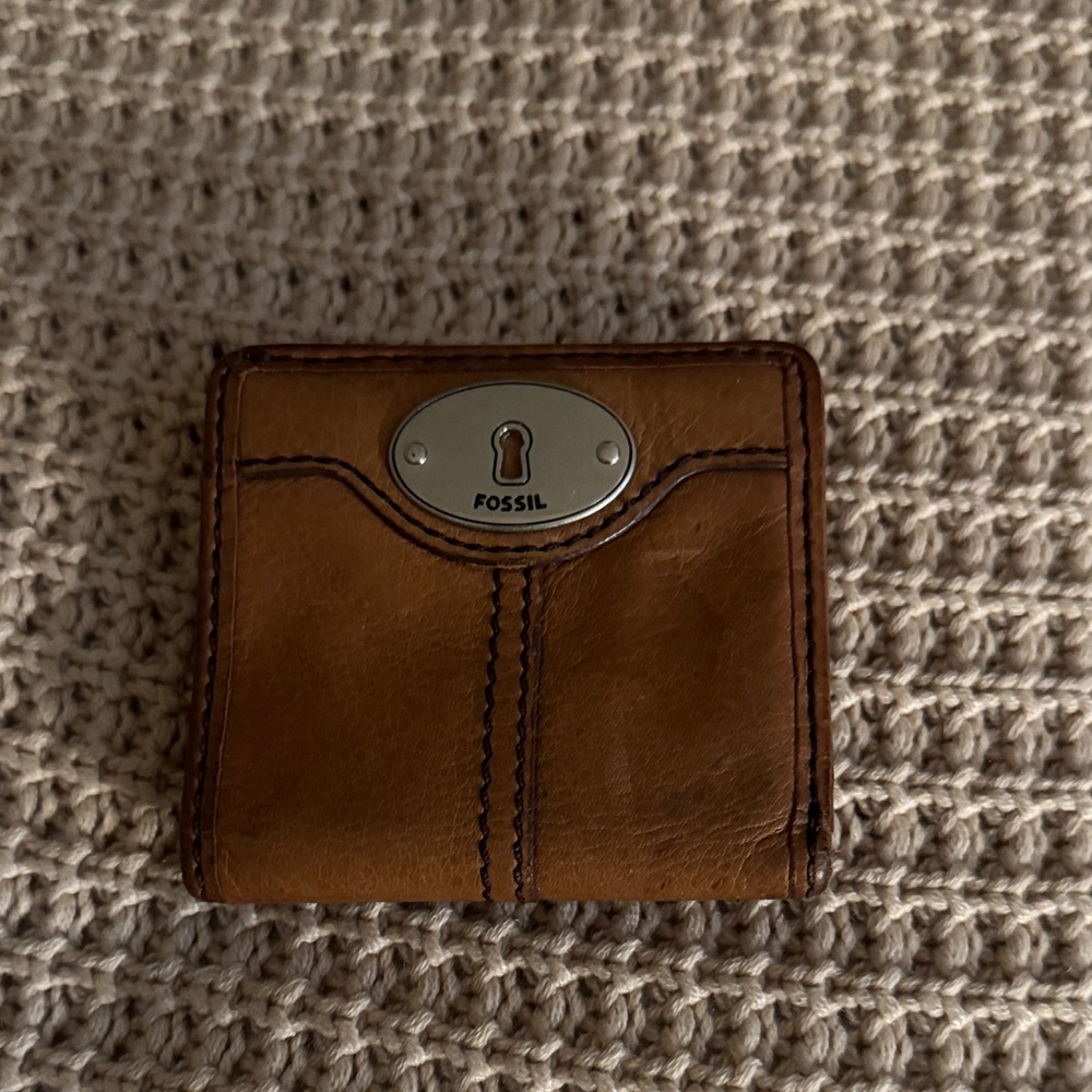 Fossil Tan Leather Bi-Fold Wallet